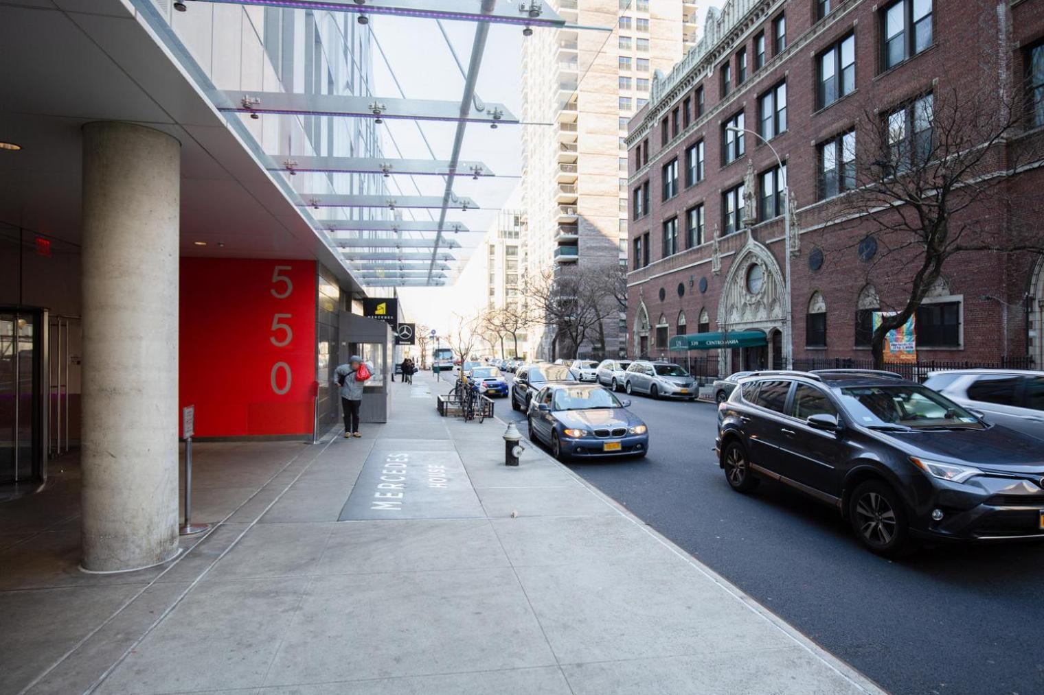 Apartamento Blueground Midtown W Gym Nr Hells Kitchen Nyc-1426 Nova York